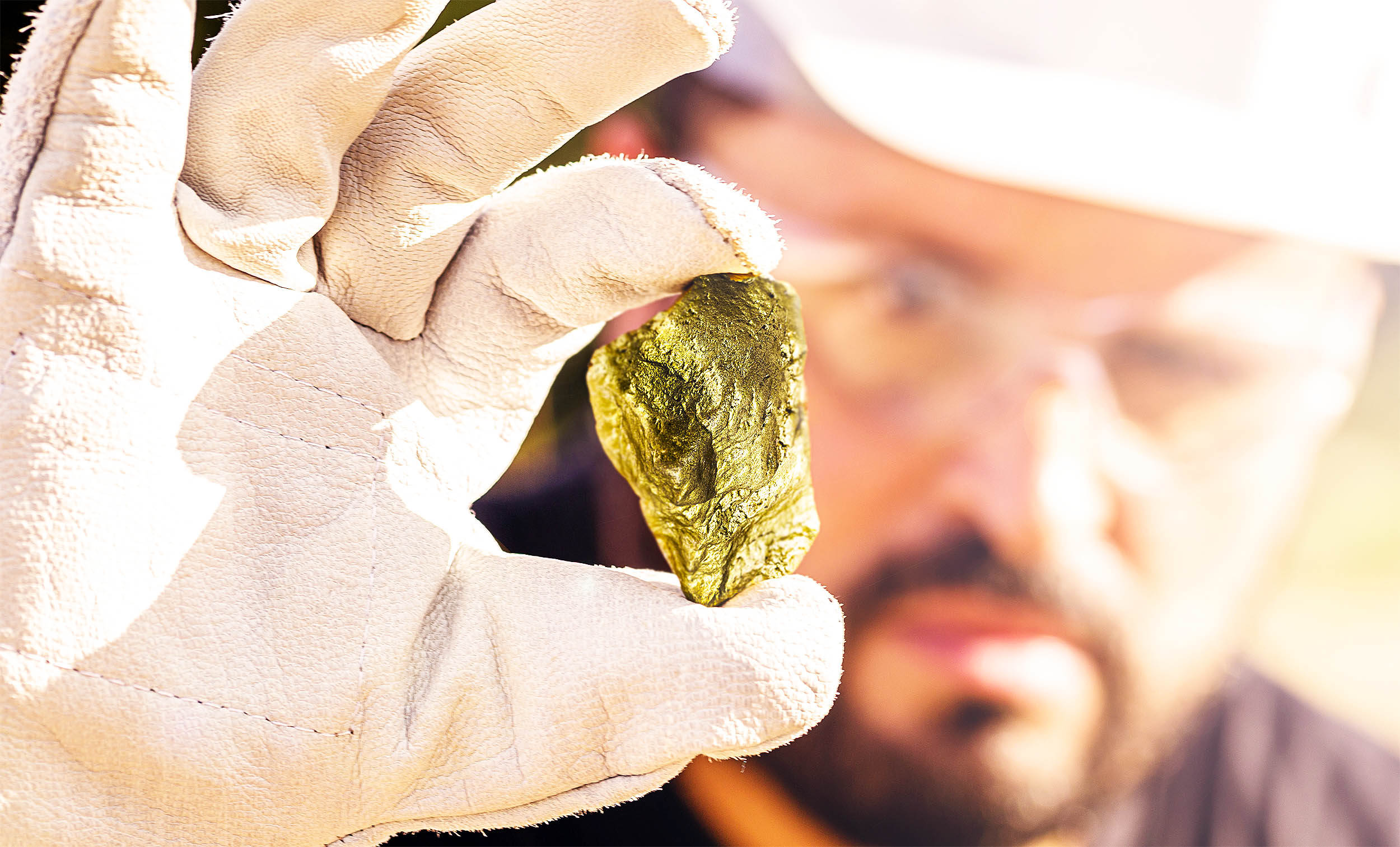  Earthquakes create large gold nuggets in a matter of seconds