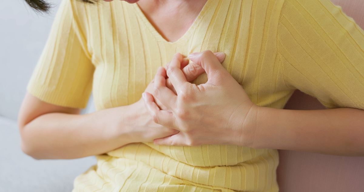  Hiatal Hernia Symptoms and Treatments for Women Over 50