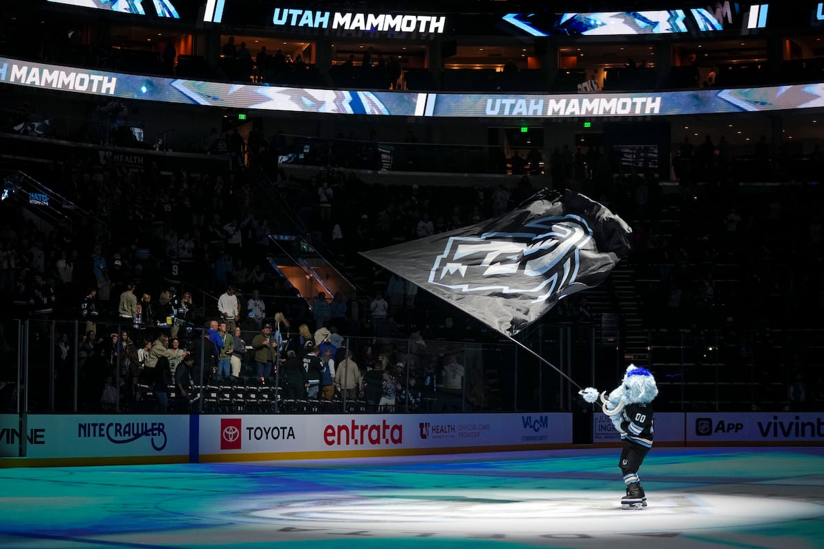  Utah Mammoth defends name and logo against claims from Oregon hockey bag maker