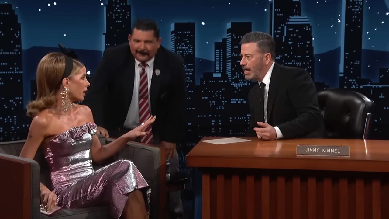  In The Most Extraordinary Celebrity Interview I’ve Seen This Year, Underworld Star Kate Beckinsale Says Her Daughter’s Boyfriend Has Laid Two Eggs