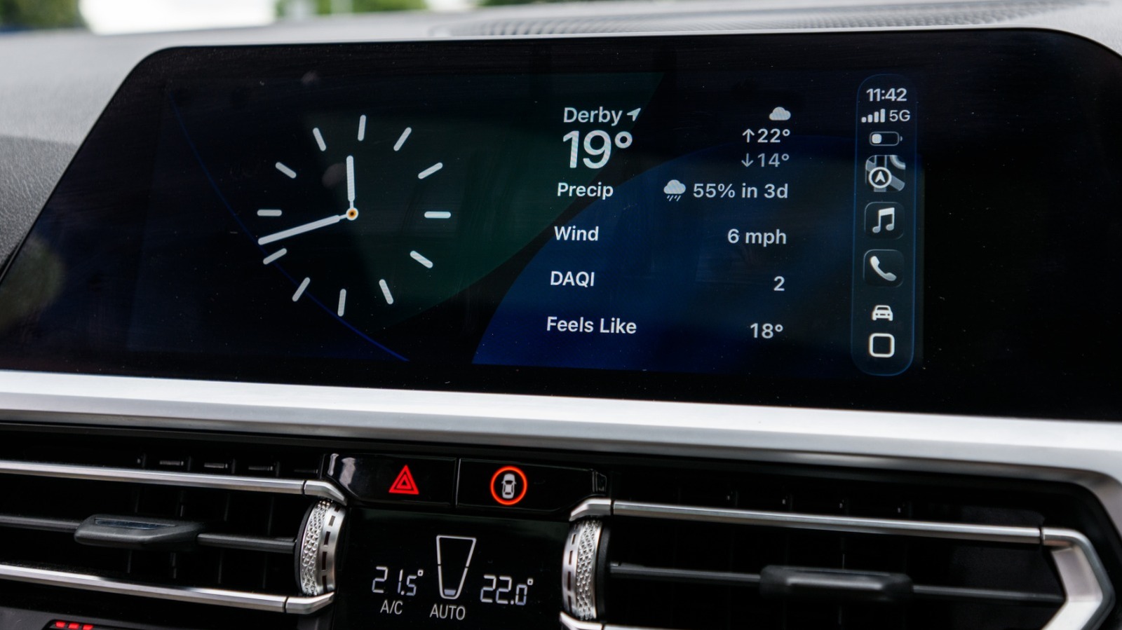  5 Apple CarPlay Widgets You Should Install ASAP