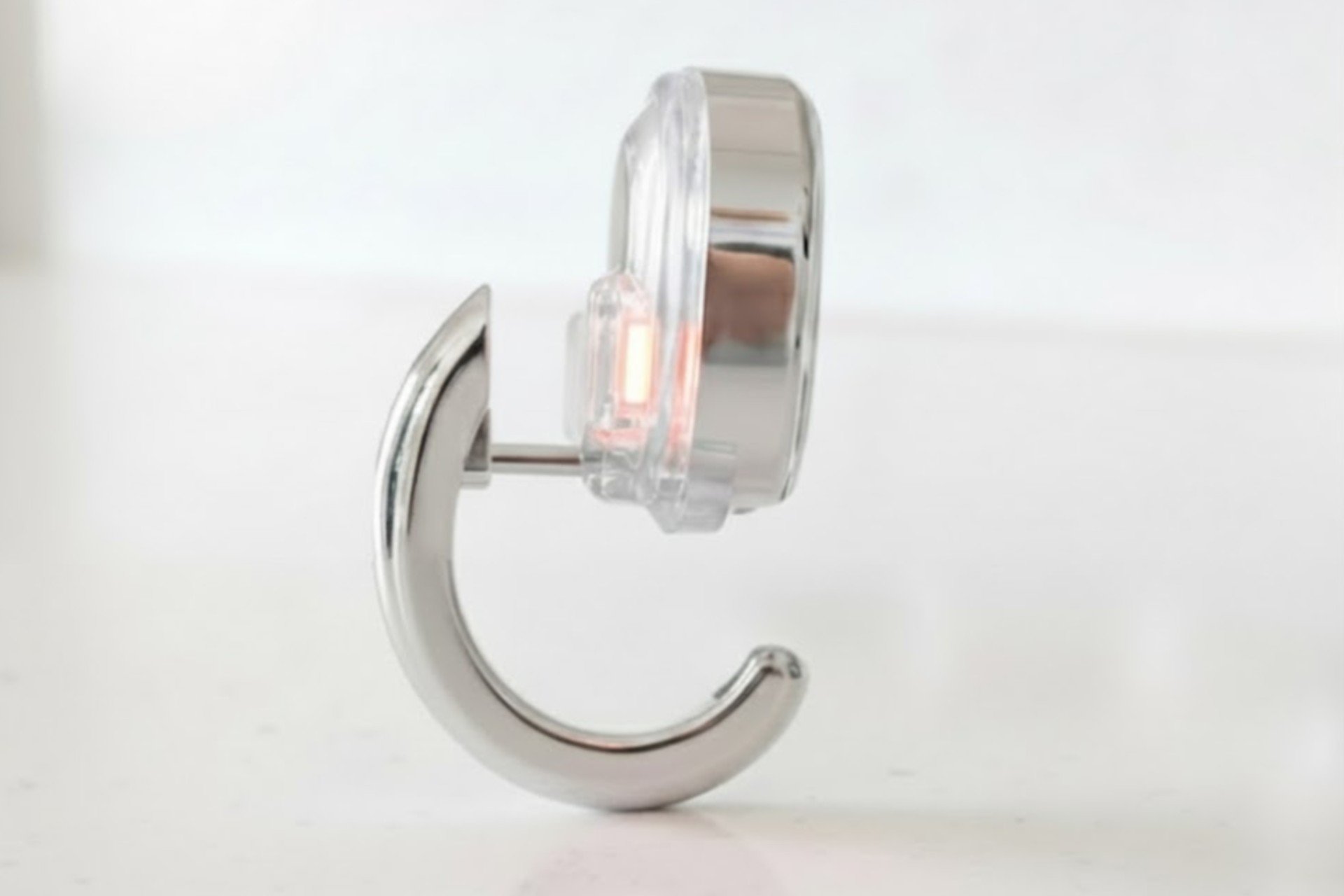 Lumia 2 smart earring.