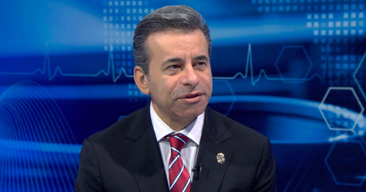  FDA chief says warning labels deterred women from using menopause hormone therapy: “It’s an American tragedy”