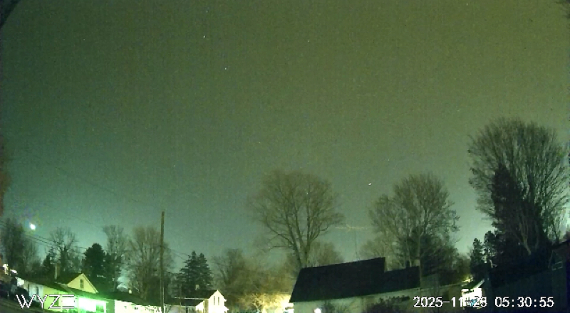  ‘Rare,’ bright meteor streaks across Michigan skies