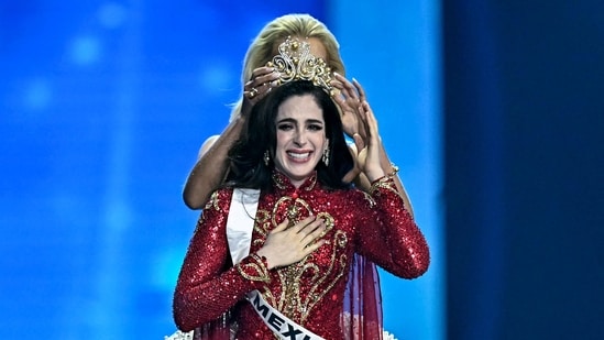  Miss Universe 2025 LIVE updates: Mexico’s Fatima Bosch wins the crown; internet divided over results