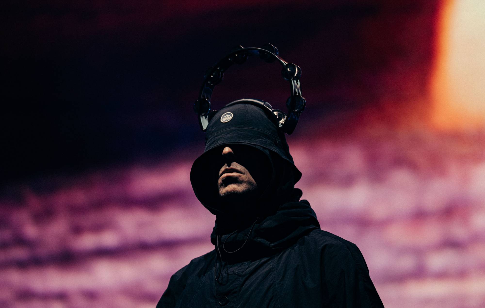  Liam Gallagher calls out “massive c**t” who launched flare at Oasis’ Melbourne show