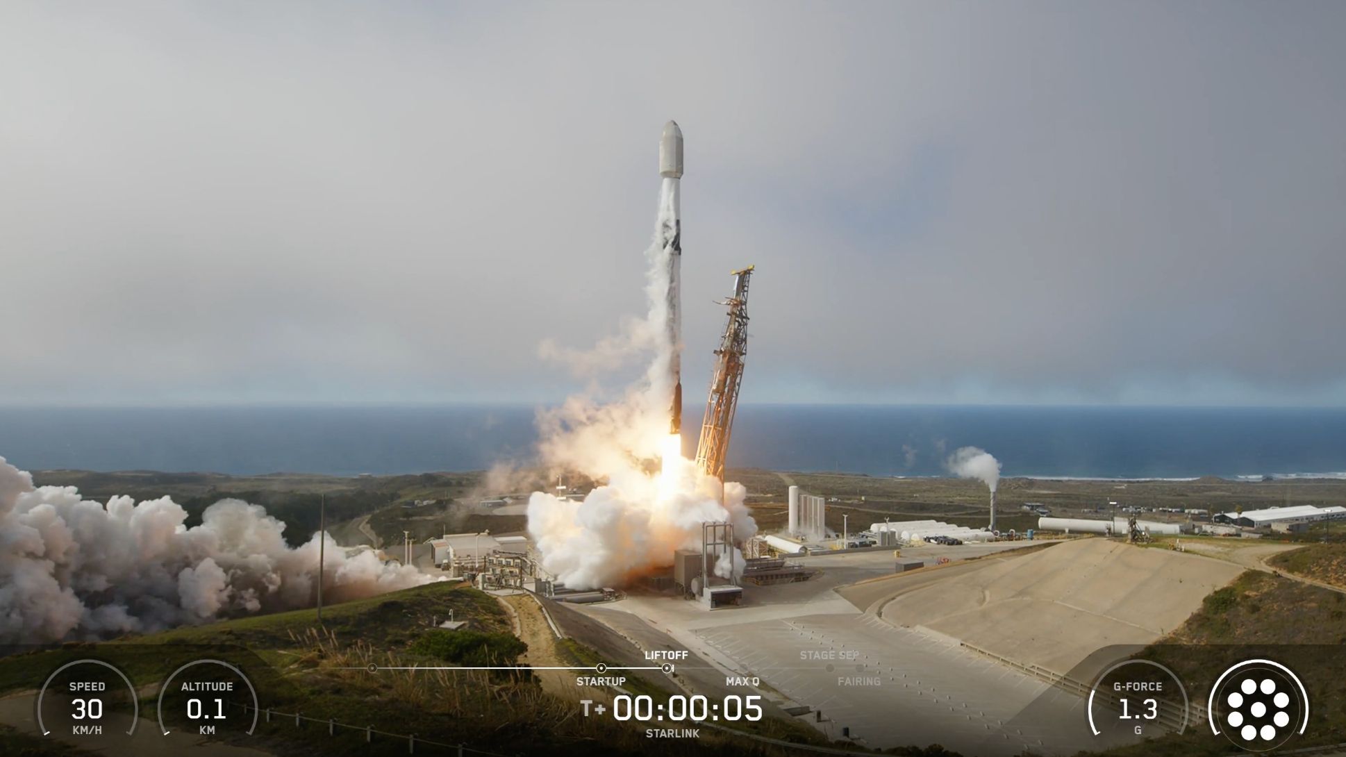 SpaceX launches 28 Starlink satellites from California’s central coast (video)