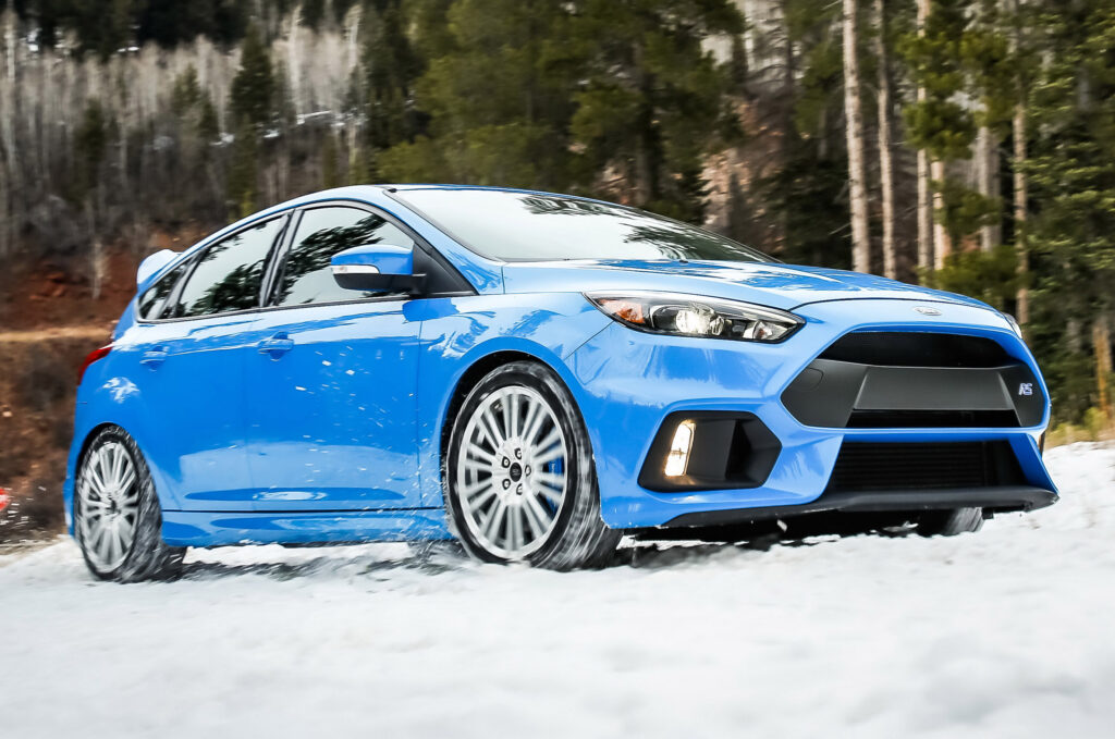  New Colorado Law Mandates Snow Chains For These Cars