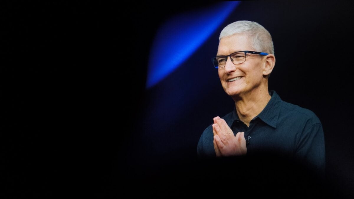  Apple’s Succession Wars Start. Here’s Who Might Take Tim Cook’s Spot