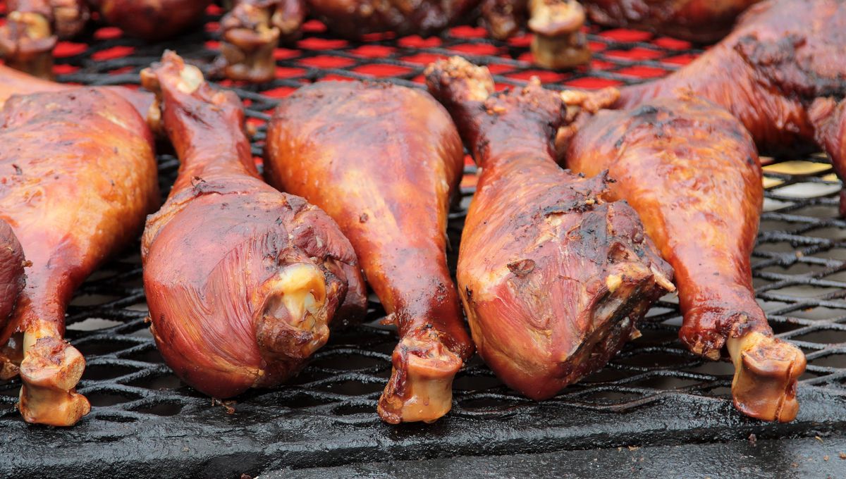  Could We Eat Dinosaur Meat? (And What Would It Taste Like?)