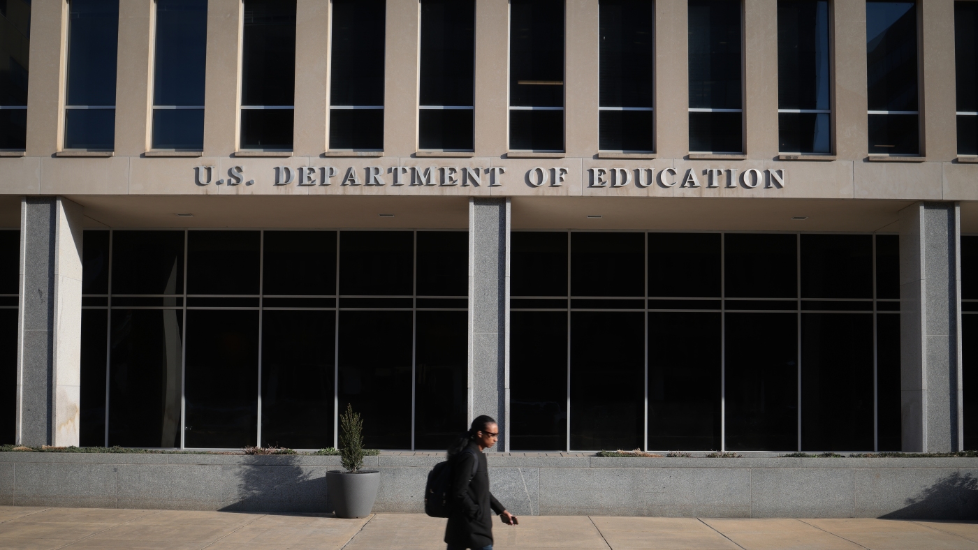  Education Department out-of-office emails violated First Amendment : NPR