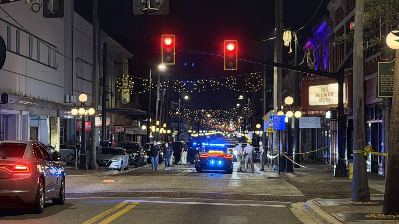  Tampa fatal crash leaves 4 people dead, 11 injured : NPR