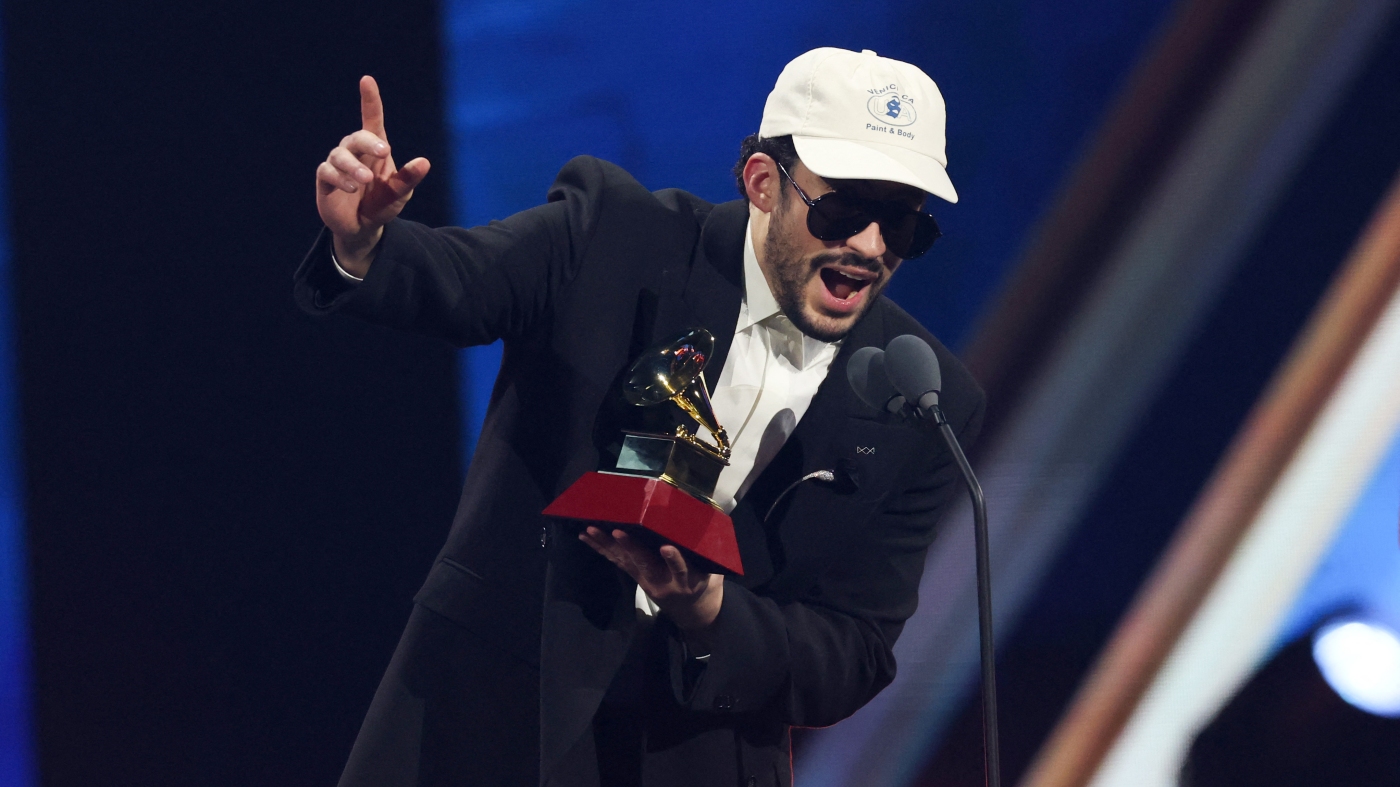  Bad Bunny wins album of the year at 2025 Latin Grammys : NPR