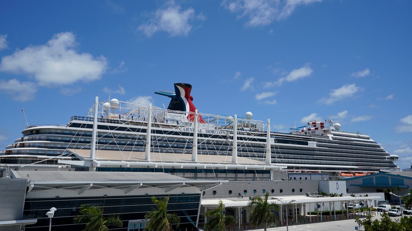  Miami authorities investigate passenger death on Carnival cruise ship
