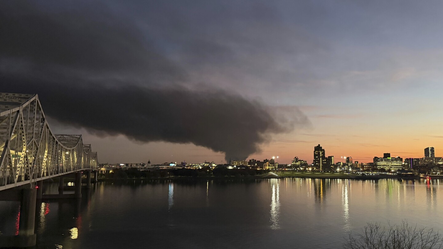  What to know about the deadly UPS plane crash in Louisville, Kentucky