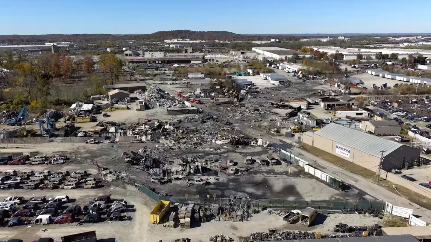  UPS and FedEx grounding MD-11 planes following deadly Kentucky crash