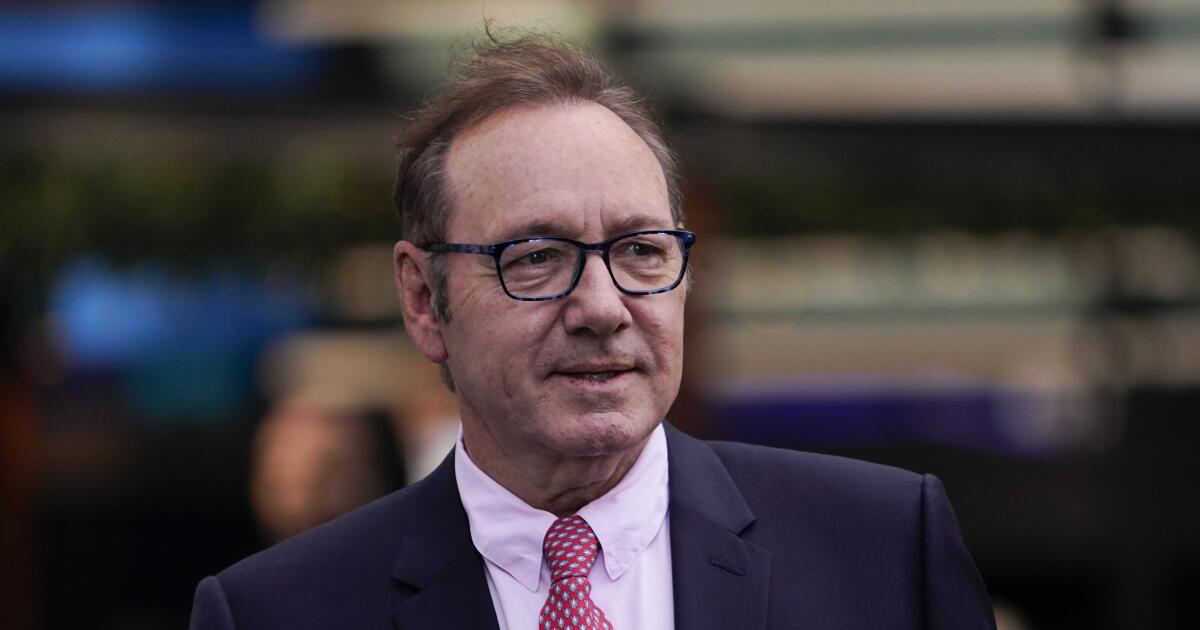  Kevin Spacey says he is homeless after sexual assault allegations