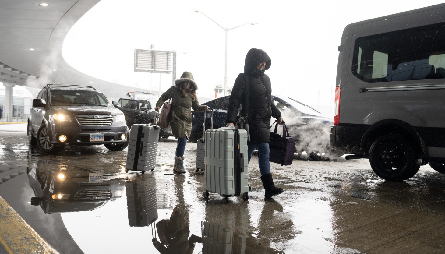  Chicago sees heaviest single-day snowfall in a decade; nearly 7 inches recorded at O’Hare