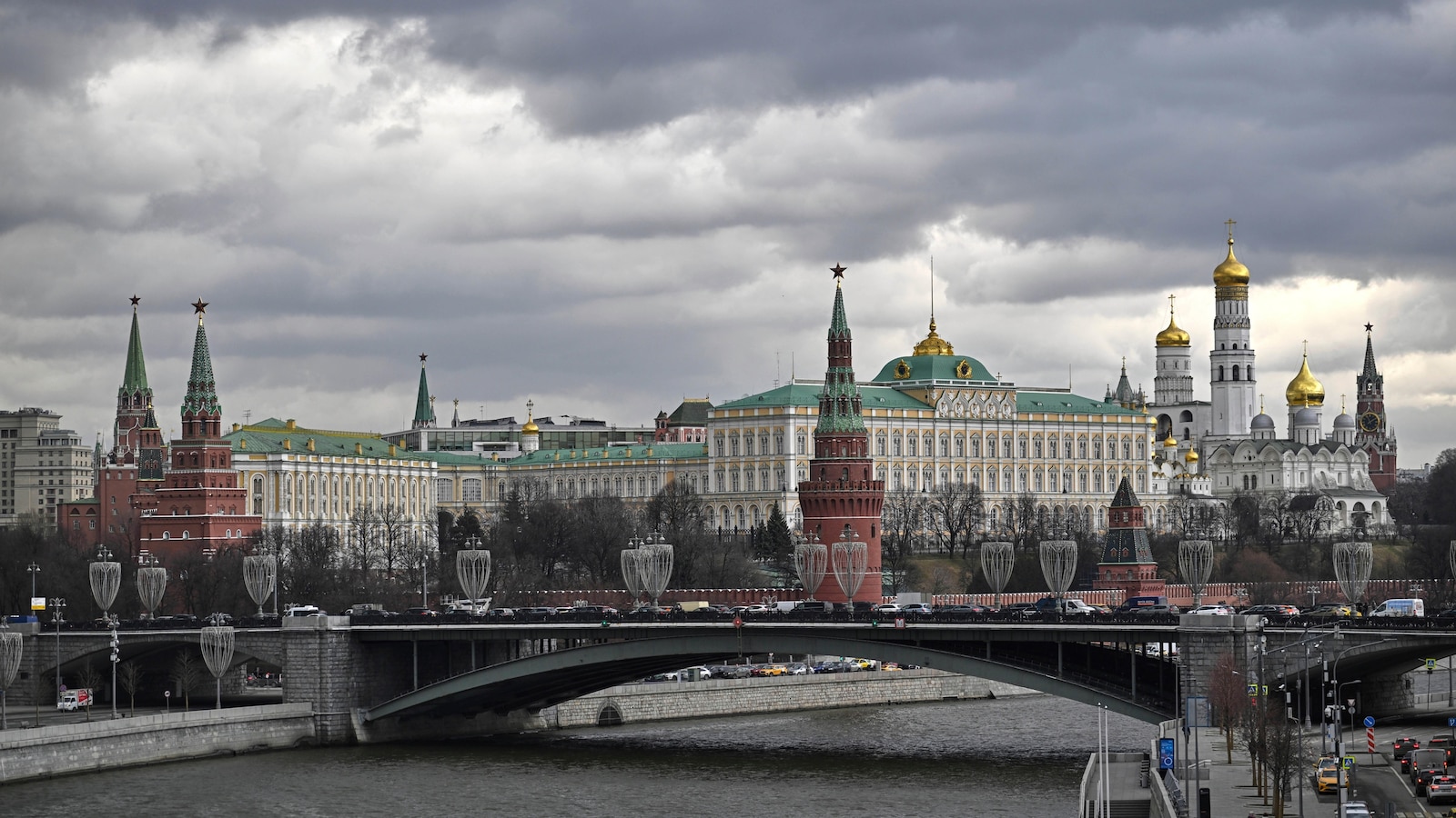  A slowing wartime economy pushes the Kremlin to tap consumers for revenue