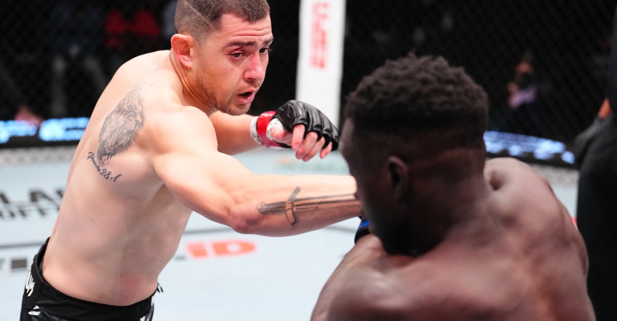  ‘Garcia is not f*cking around’: Pros react to Steve Garcia destroying David Onama in UFC Vegas 110 main event
