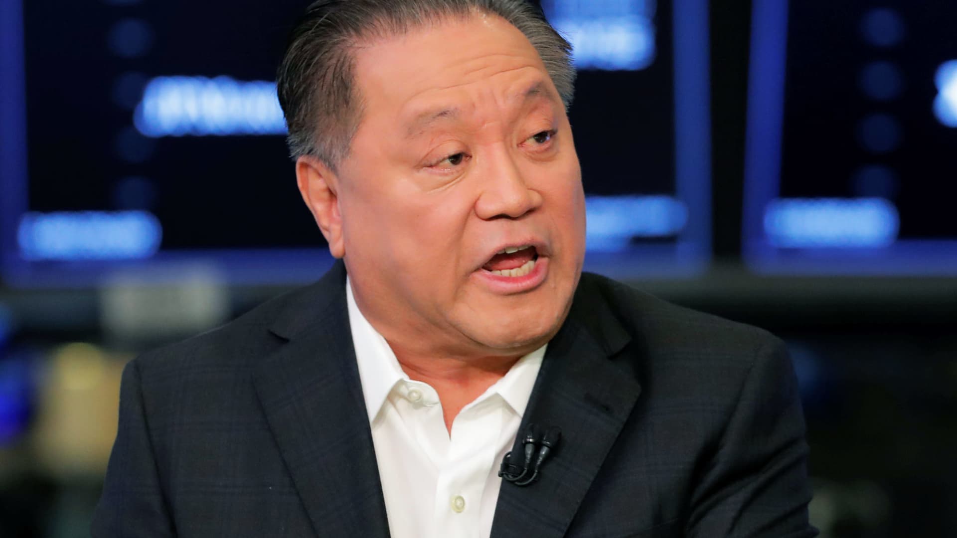  Broadcom stock reverses lower on a misinterpretation of what the CEO said on the earnings call