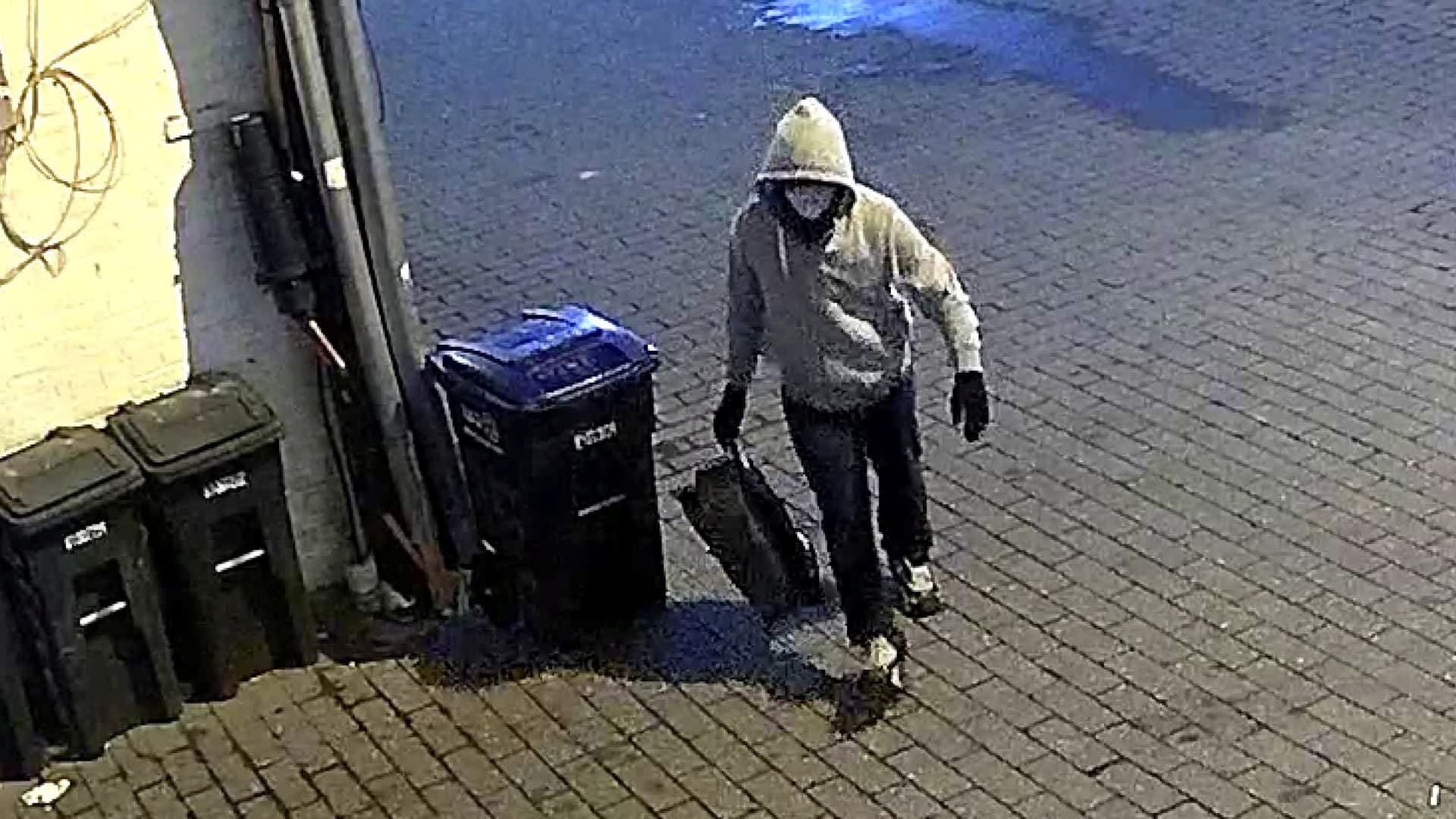  FBI arrests suspect in Jan. 6 pipe bomb case: MS NOW