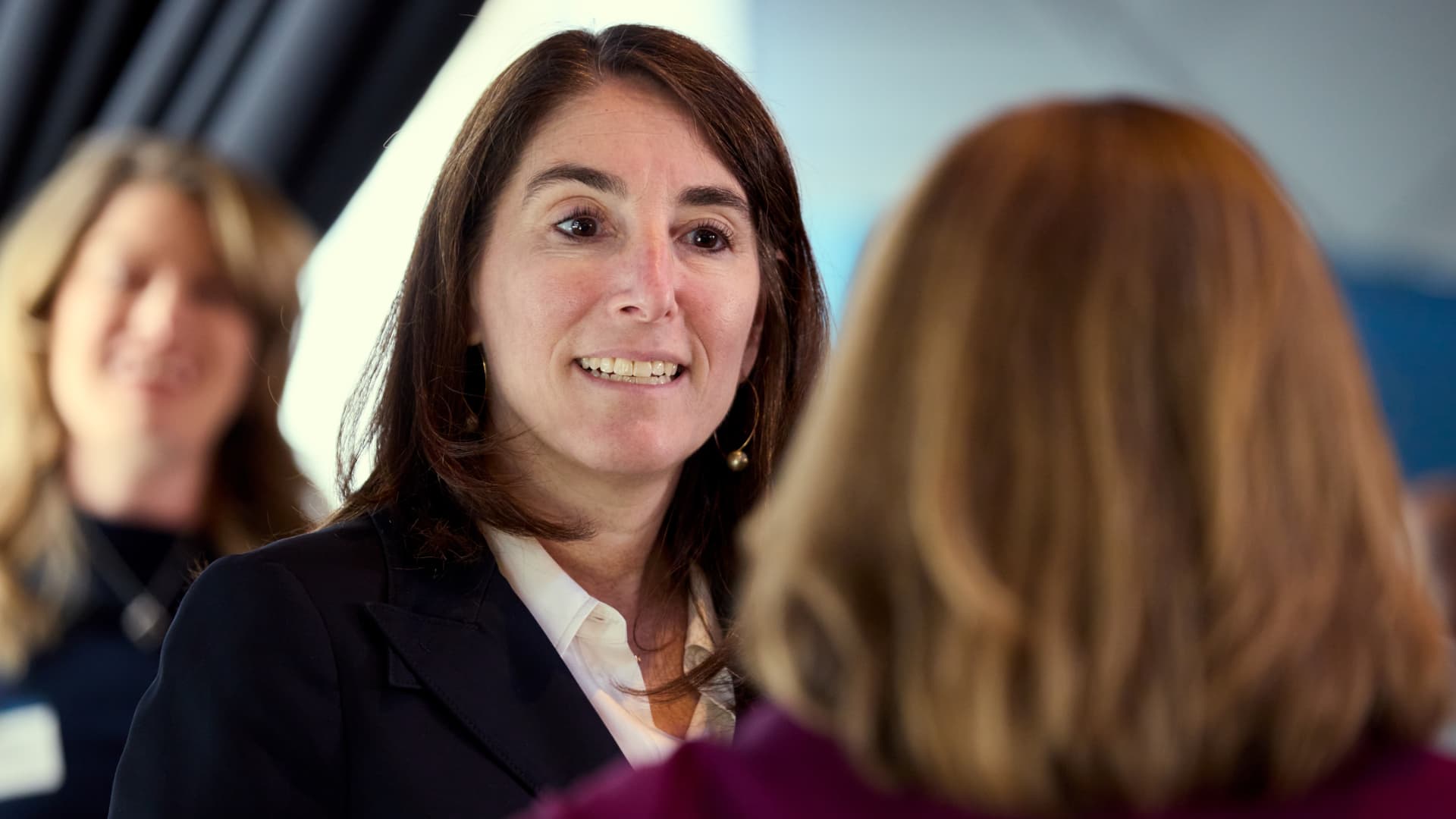  Fed Hammack says no reason to change interest rates for months