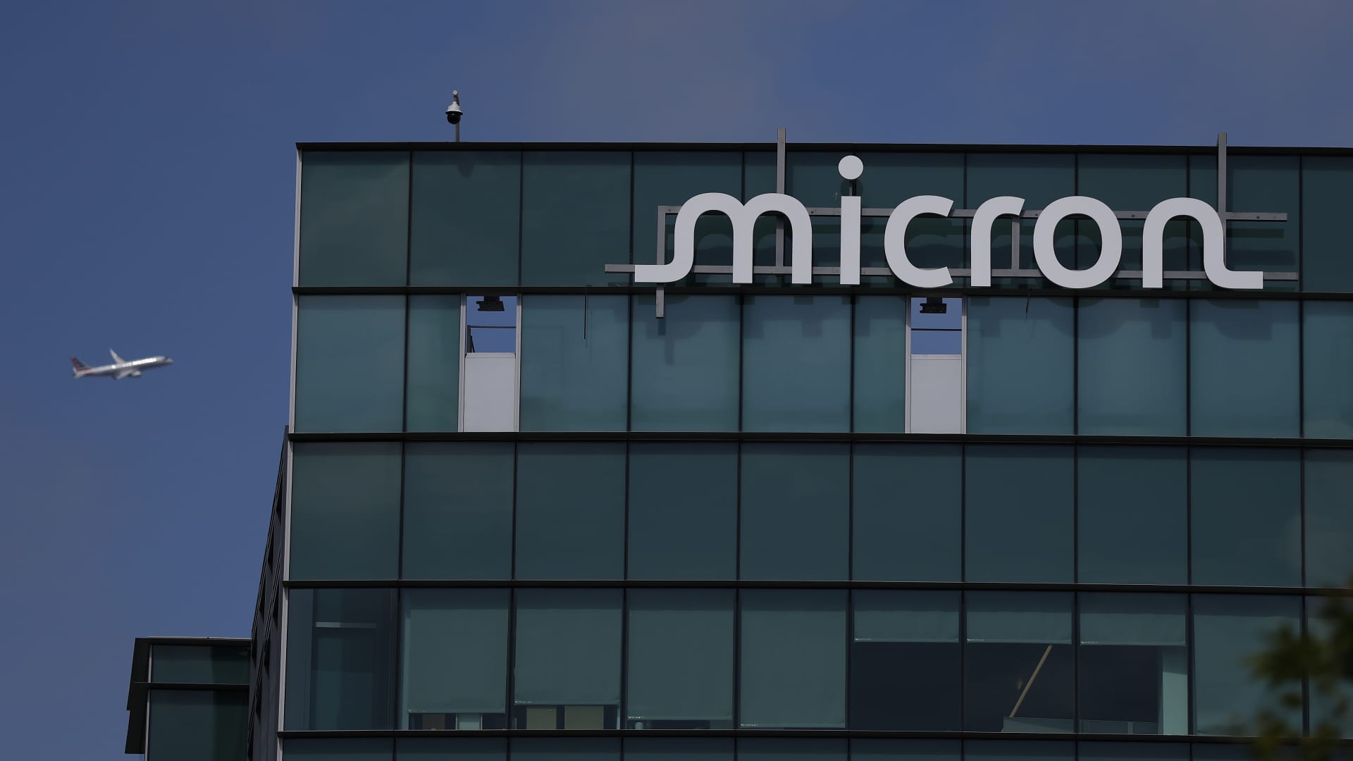  Jim Cramer’s top 10 things to watch in the stock market Thursday