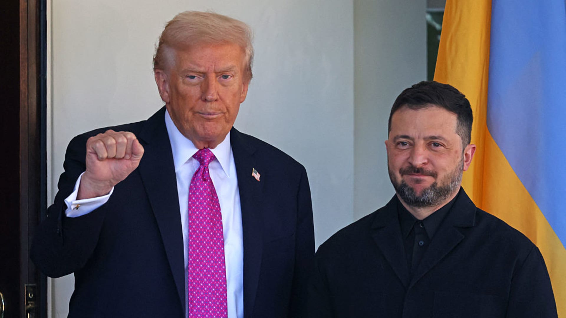  Zelenskyy asks Trump for 50 years of security guarantees
