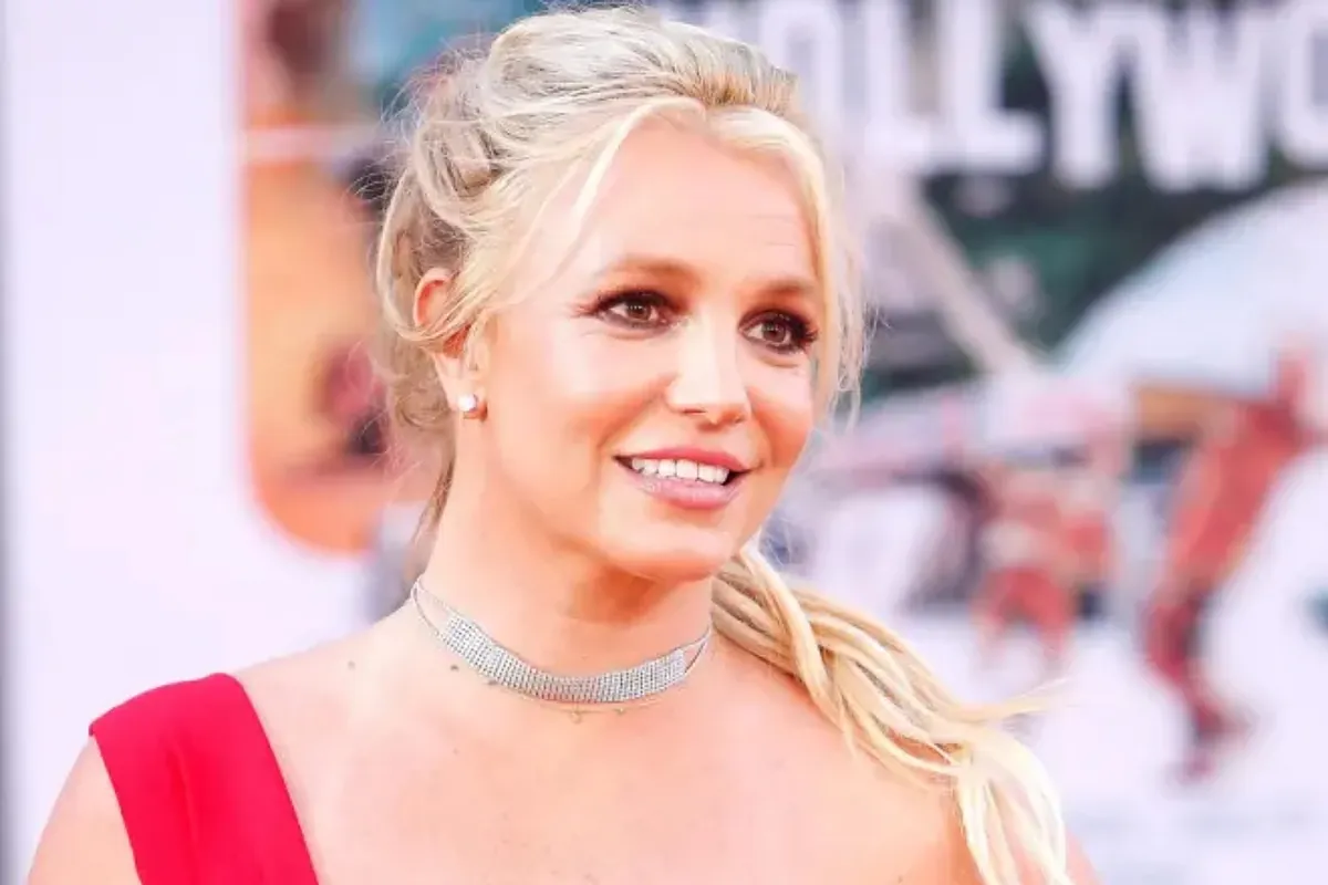  Britney Spears shares a reflection on darkness and pain: "The woman in me will make sure I find my destiny" – MARCA