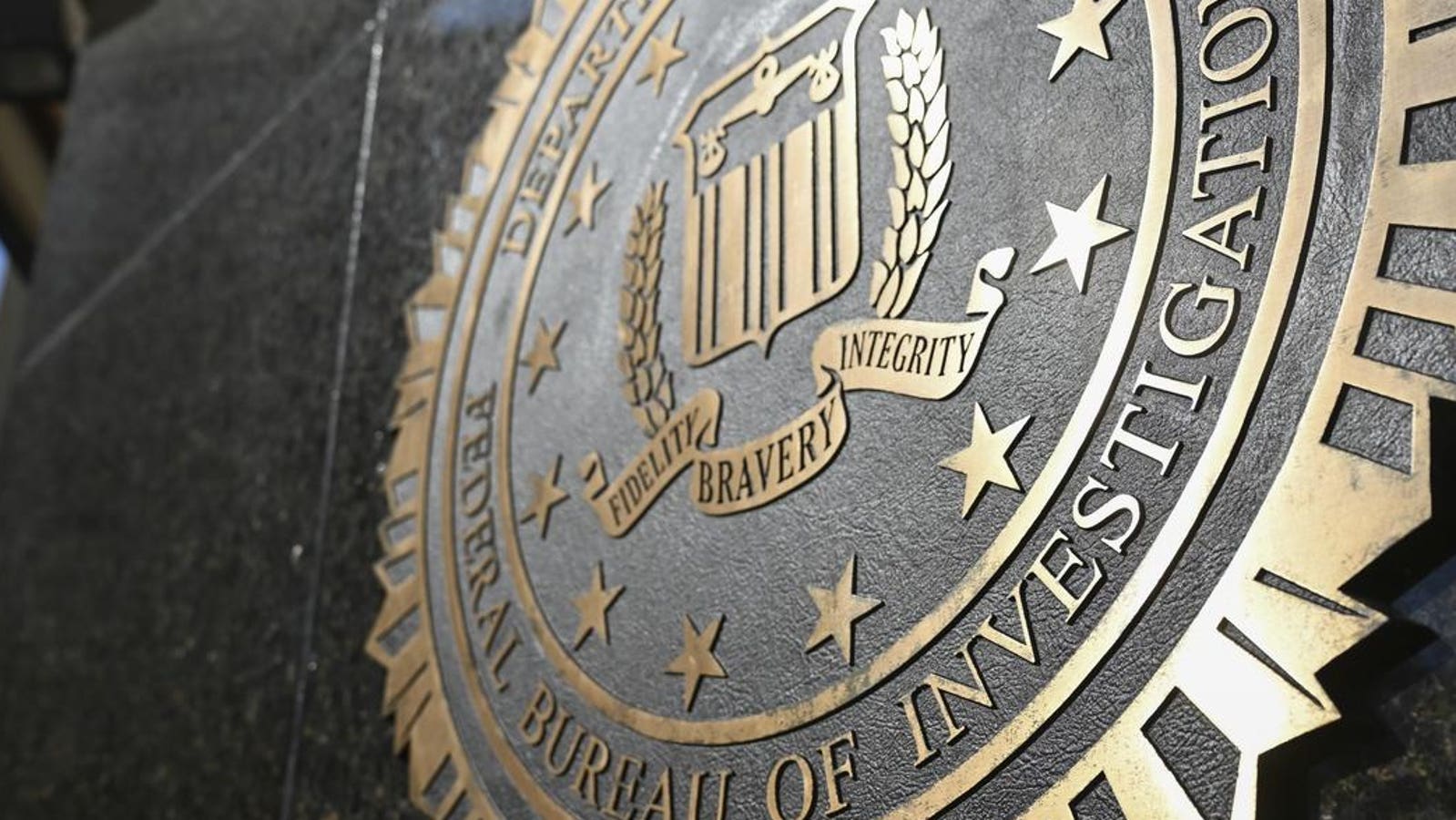  FBI Warns Gmail And Outlook Users—Do Not Click On These Emails