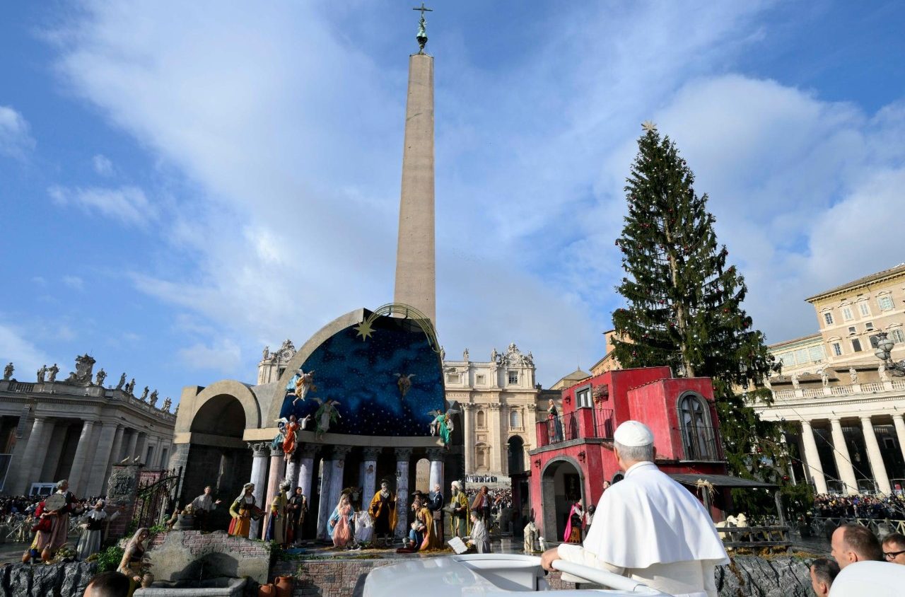  Pope on Advent: Prepare for Christ’s coming, don’t get lost in frenetic activity