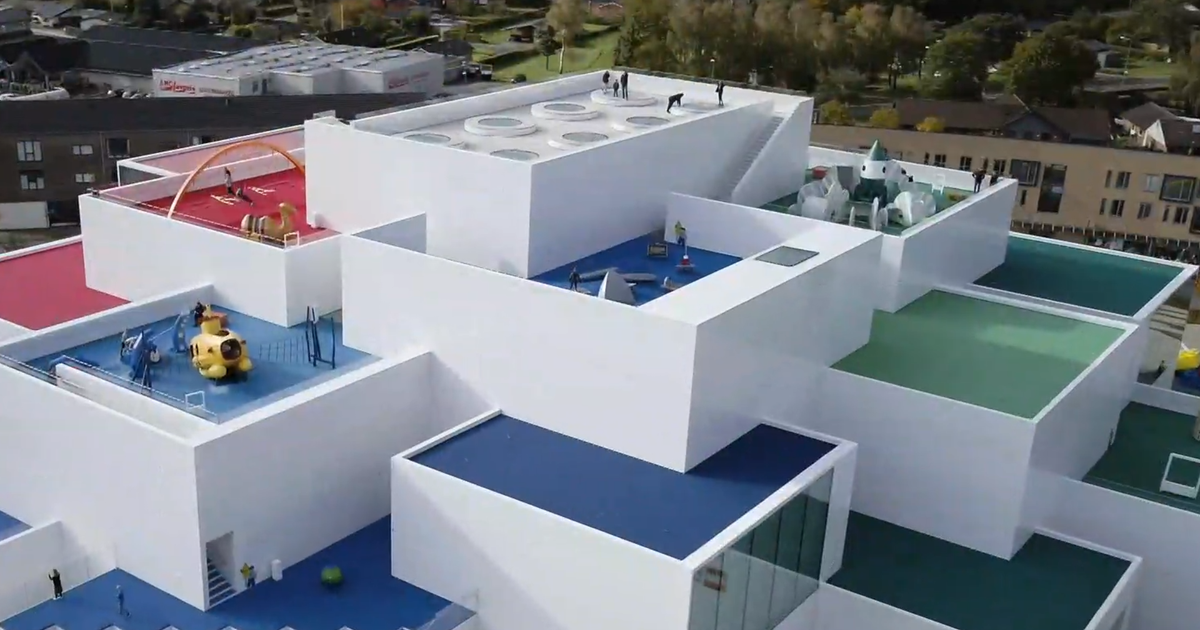  Rare look inside the secret LEGO Museum reveals the system behind a toy giant’s remarkable longevity