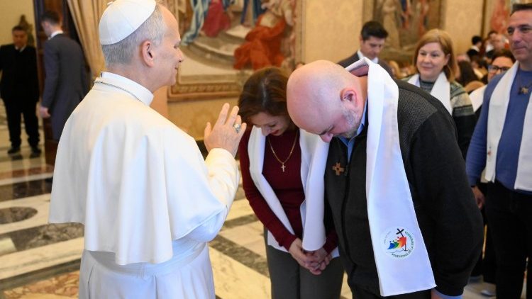The Pope blesses two of the pilgrims who have come from the city of Alcalá de Henares, Spain