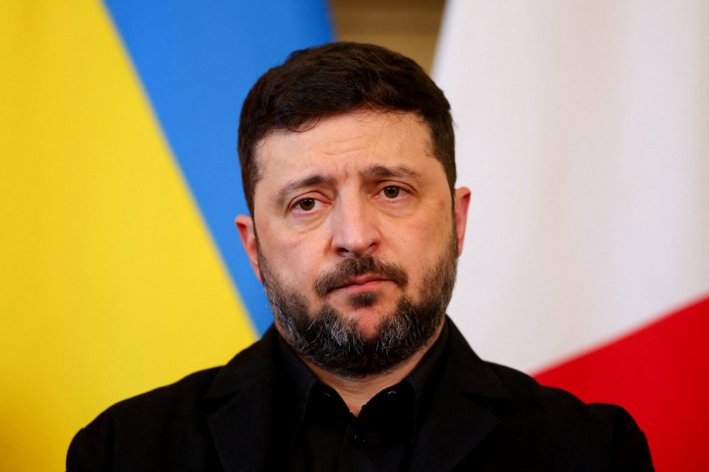  U.S. offers Ukraine 15-year security guarantee as part of peace plan, Zelenskyy says