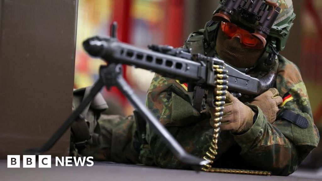  Thousands of rounds of German army ammunition stolen from lorry