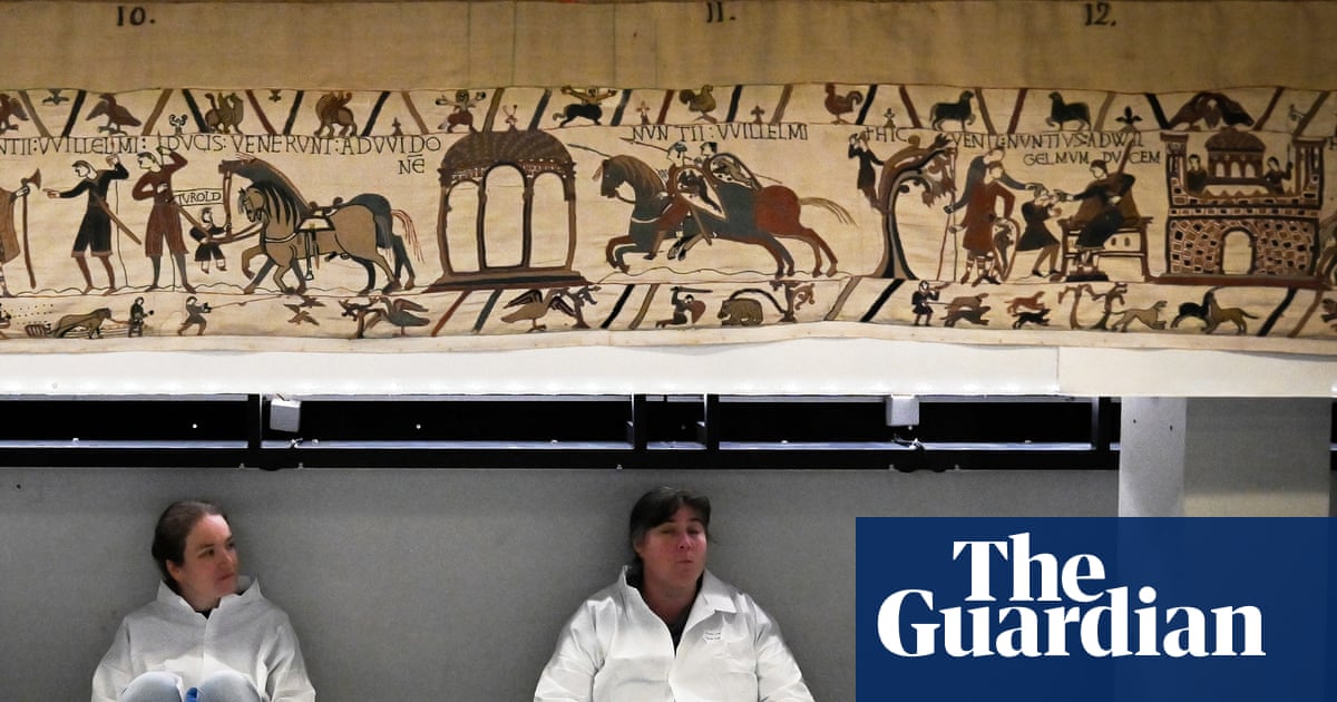  Bayeux tapestry to be insured for £800m for British Museum exhibition | Bayeux tapestry
