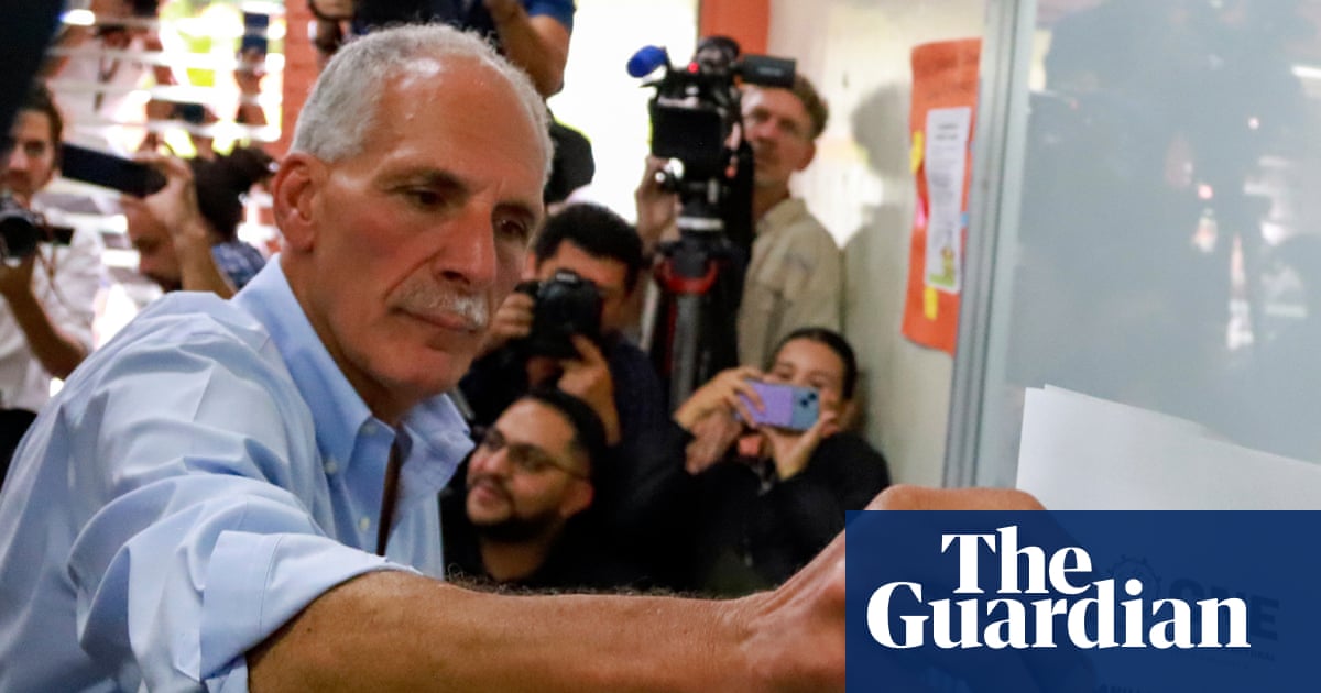  Trump tells Honduras ‘there will be hell to pay’ as presidential vote count stalls | Honduras