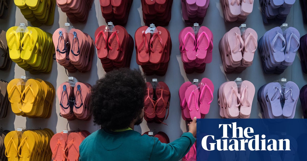  Bolsonaro supporters ‘cancel’ Havaianas flip-flop brand over television ad | Brazil