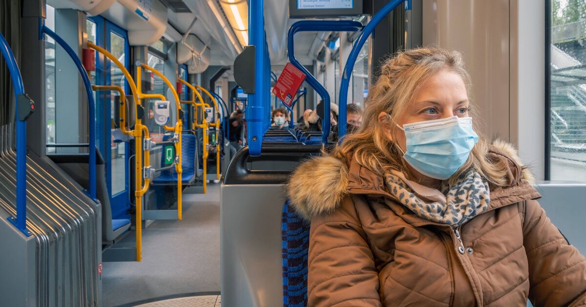  Brits told to ‘wear a mask’ as flu spreads across country