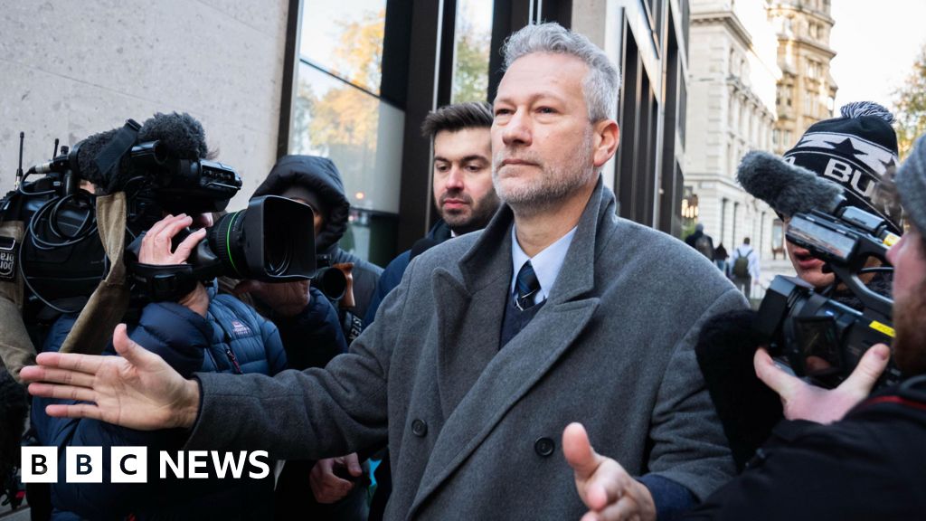  Minister orders probe into foreign financial interference in UK politics