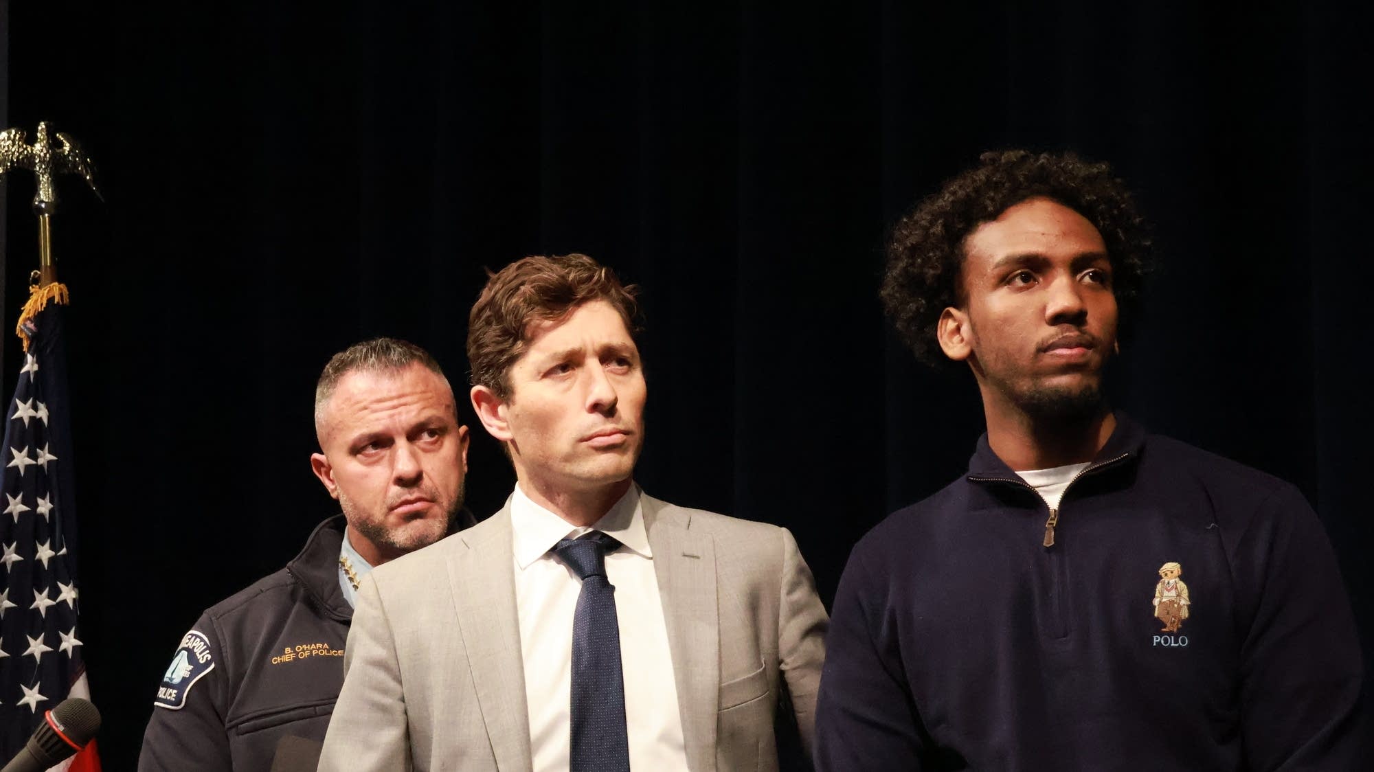  ICE agents tackle, arrest American citizen in Minneapolis – MPR News