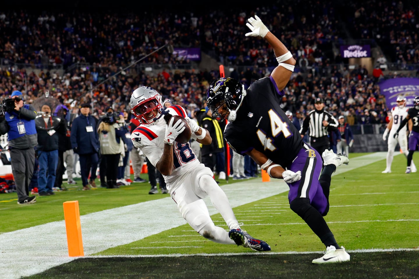 Kyle Williams reeled in a touchdown catch against Ravens cornerback Marlon Humphrey in the fourth quarter.