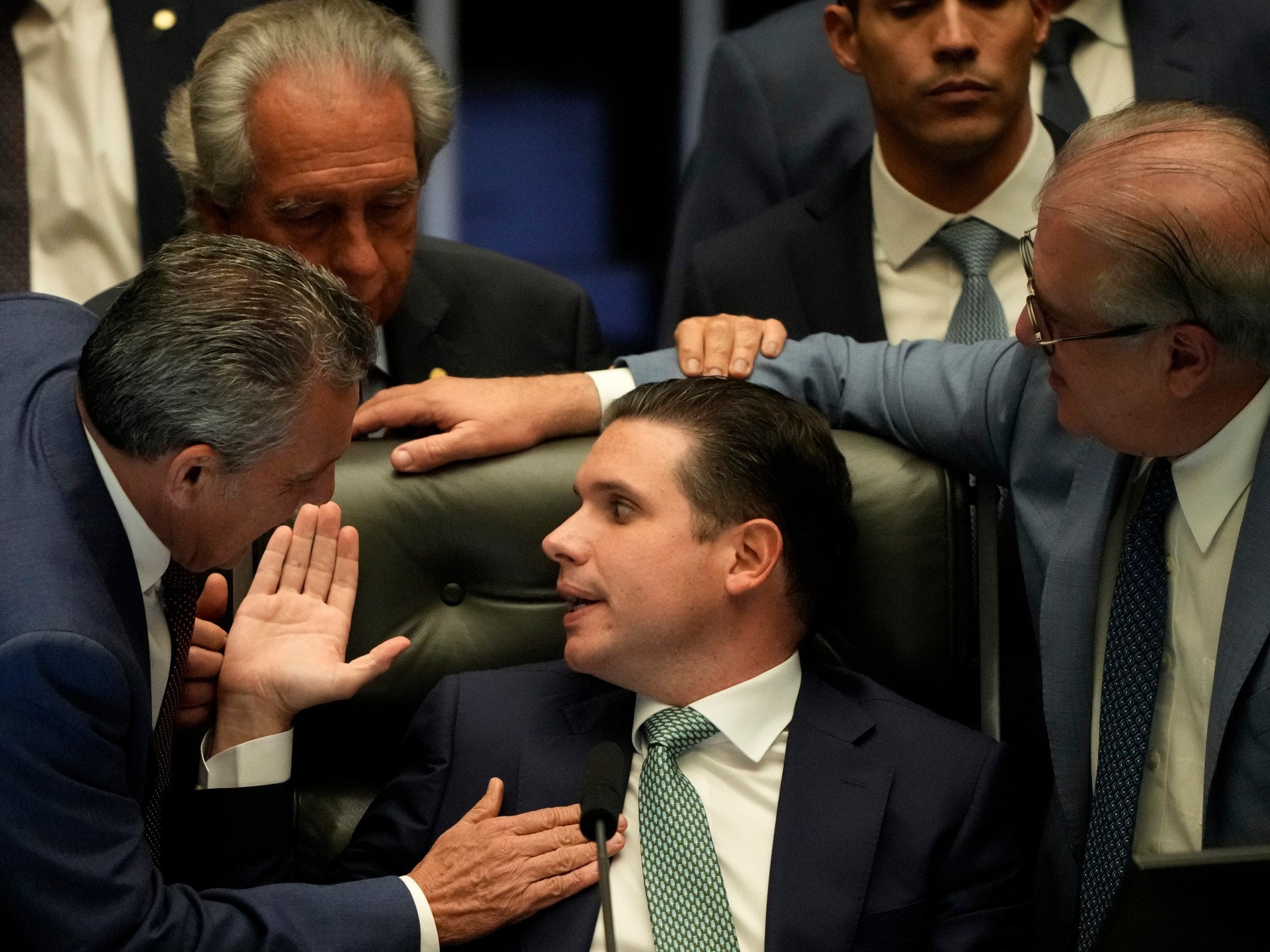  Brazil’s Chamber of Deputies passes bill to lower Bolsonaro’s sentence | Jair Bolsonaro News