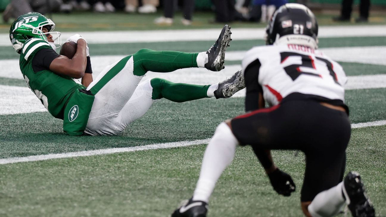  Jets’ Adonai Mitchell gets redemption from gaffe, scores 1st TD