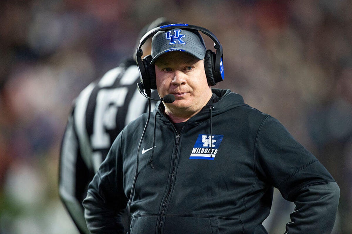  Kentucky firing Mark Stoops, winningest football coach in school history: Source