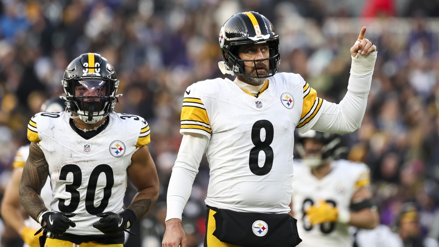  Mike Tomlin: You go into business with Aaron Rodgers for days like Sunday