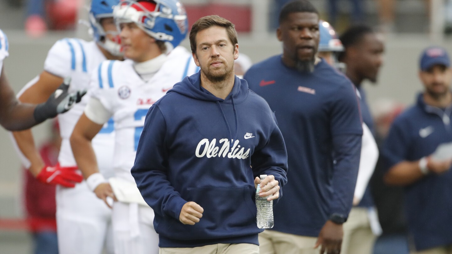  Mississippi allows Charlie Weis Jr. to return for playoffs, before joining LSU