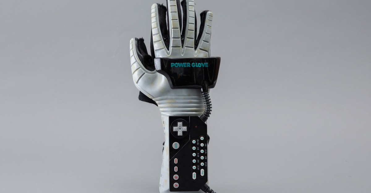  The terrible Nintendo controller that helped make VR happen