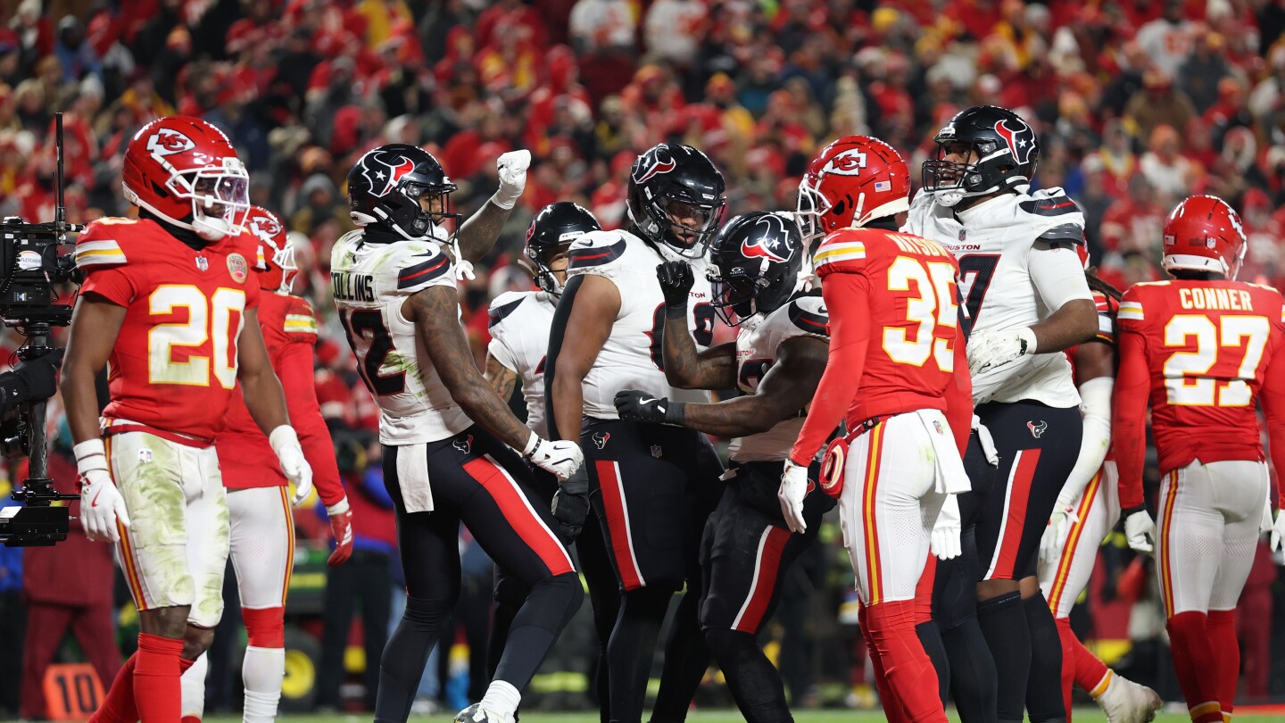  Sunday Night Football: Texans improve to 8-5 with 20-10 victory over Chiefs